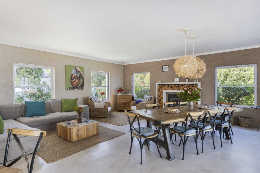 6 Bedroom Property for Sale in La Concorde Western Cape